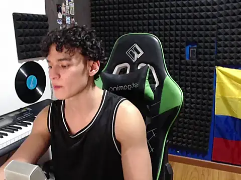 Curly Angel24 online show from July 18, 2026, 2:42 am