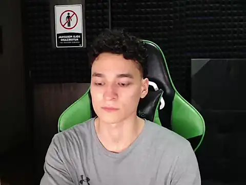 Curly Angel24 online show from December 20, 2025, 1:19 am