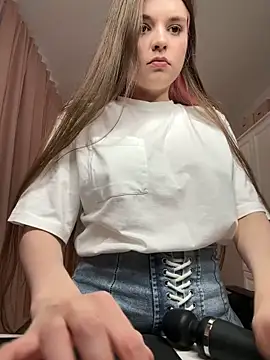 lil cassie online show from October 23, 2025, 9:41 am