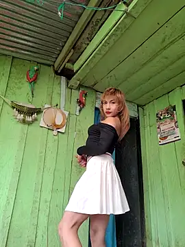 Evehampy online show from November 23, 2025, 7:02 pm