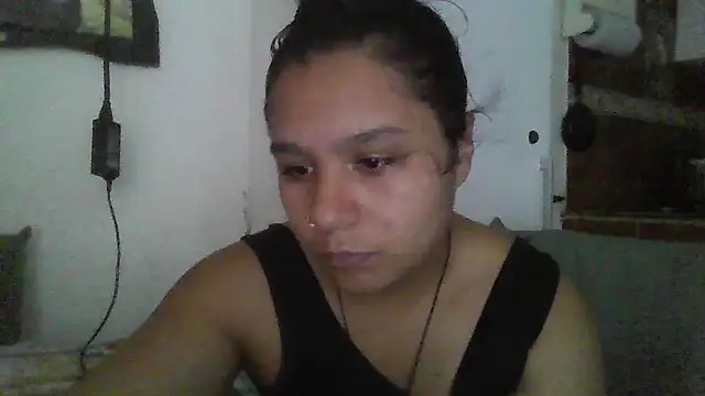 Snapshot of Charis_21 chatting on January 18, 2026, 10:46 pm Charis 21 online show from January 18, 2026, 10:46 pm