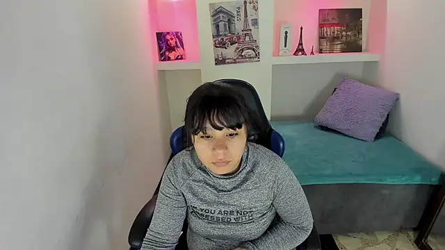 Charis 21 online show from September 18, 2025, 3:31 am