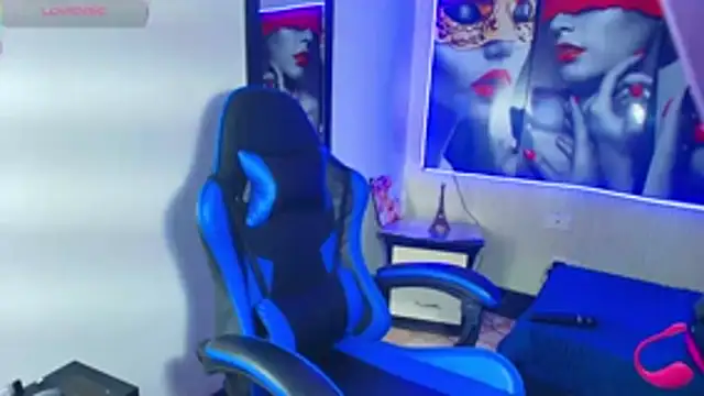 Snapshot of Charis_21 chatting on February 9, 2026, 7:45 pm Charis 21 online show from February 9, 2026, 7:45 pm