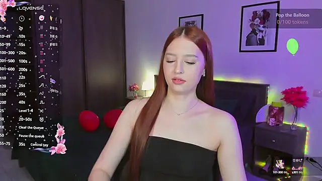 Snapshot of EleanorePeach chatting on February 28, 2025, 6:21 am EleanorePeach online show from February 28, 2025, 6:21 am