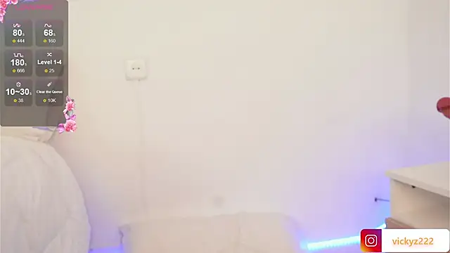 Victoriaxx  online show from February 24, 2026, 9:43 am