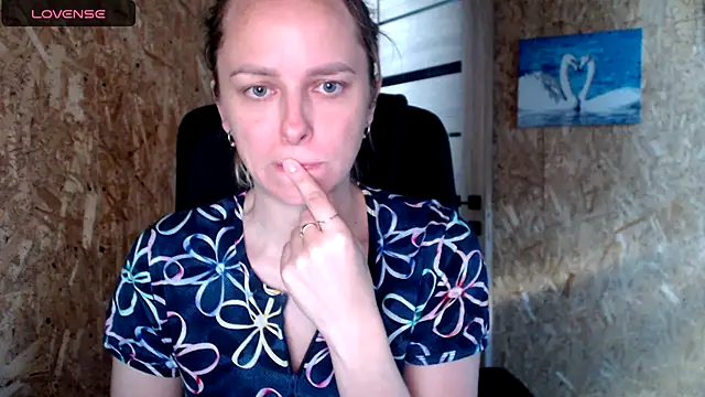 las sweet online show from June 25, 2026, 2:44 pm