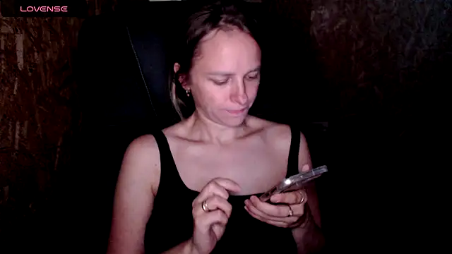 las sweet online show from July 28, 2026, 6:20 pm