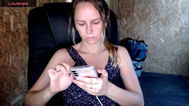 las sweet online show from July 11, 2026, 2:06 pm