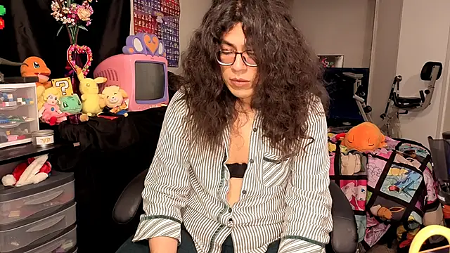 ShinyCherub online show from October 16, 2025, 5:54 pm