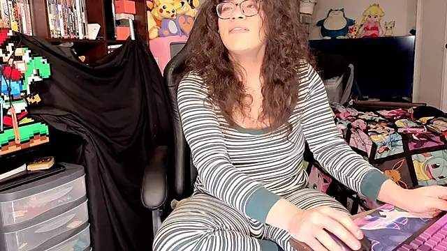 ShinyCherub online show from February 7, 2026, 1:02 am