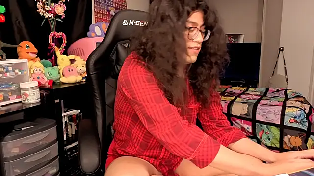 ShinyCherub online show from October 3, 2025, 3:24 pm