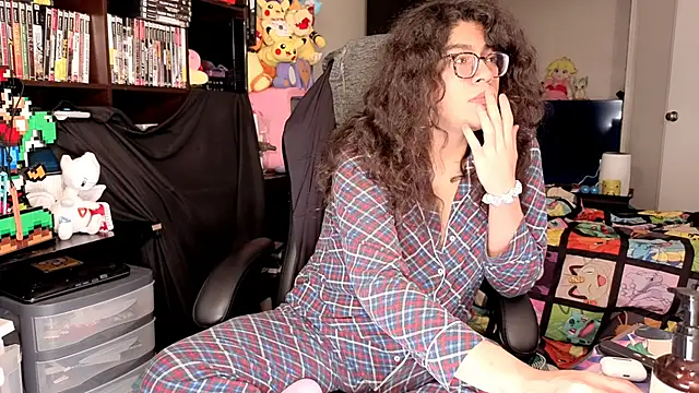 ShinyCherub online show from April 1, 2026, 2:02 am