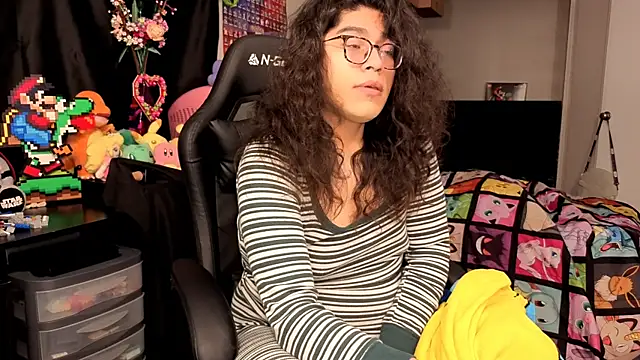 ShinyCherub online show from September 28, 2025, 5:58 am