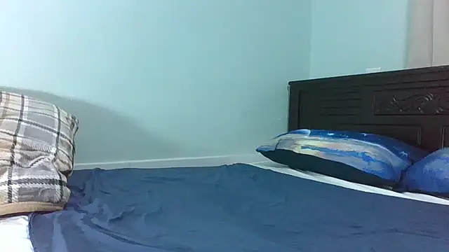 Snapshot of Darkberry chatting on February 12, 2026, 8:41 pm Darkberry online show from February 12, 2026, 8:41 pm