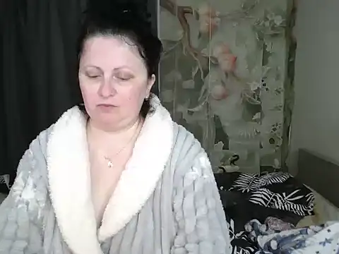 Lillian2 online show from May 16, 2026, 11:59 pm