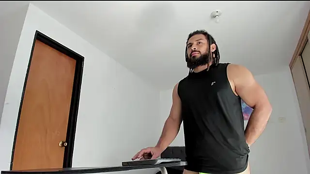 Louis marley   online show from November 17, 2025, 2:43 pm