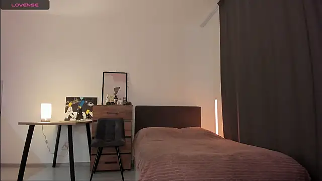 Snapshot of Alice_Dias chatting on September 27, 2025, 2:23 pm Alice Dias online show from September 27, 2025, 2:23 pm