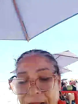 Snapshot of Delicy1 chatting on December 29, 2024, 2:31 pm Delicy1 online show from December 29, 2024, 2:31 pm