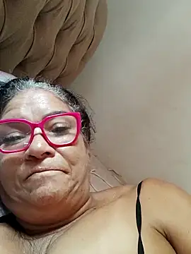 Snapshot of Delicy1 chatting on January 5, 2025, 1:26 pm Delicy1 online show from January 5, 2025, 1:26 pm