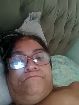 Snapshot of Delicy1 chatting on February 23, 2025, 12:48 pm Delicy1 online show from February 23, 2025, 12:48 pm