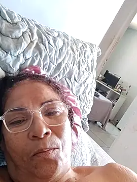 Snapshot of Delicy1 chatting on March 7, 2025, 12:45 pm Delicy1 online show from March 7, 2025, 12:45 pm