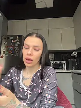 Queen of pain online show from March 21, 2026, 7:09 am