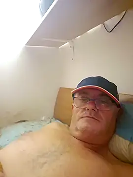 Snapshot of mohton chatting on October 23, 2025, 10:19 pm mohton online show from October 23, 2025, 10:19 pm