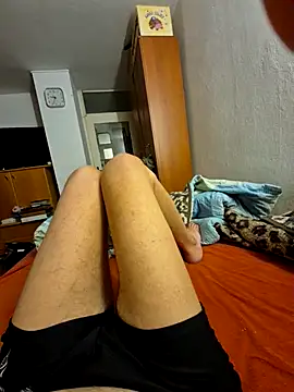 Snapshot of mohton chatting on October 24, 2025, 7:35 pm mohton online show from October 24, 2025, 7:35 pm