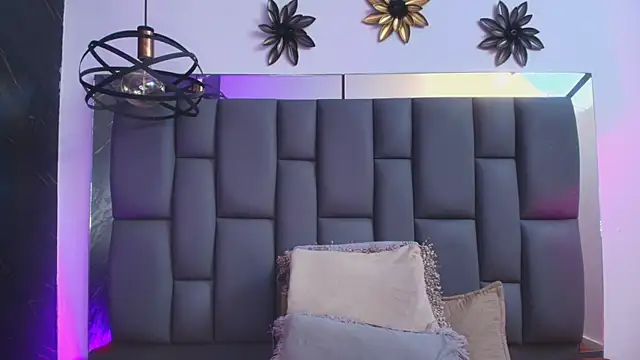  MiaBrown  online show from January 10, 2026, 12:11 pm