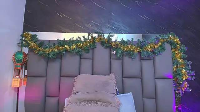  MiaBrown  online show from December 2, 2025, 12:07 pm