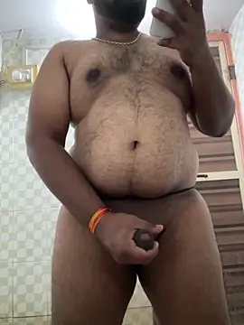 Snapshot of Honeydick7 chatting on February 11, 2026, 4:56 am Honeydick7 online show from February 11, 2026, 4:56 am