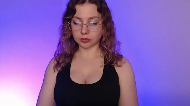 Leah Reed online show from September 23, 2025, 3:52 pm