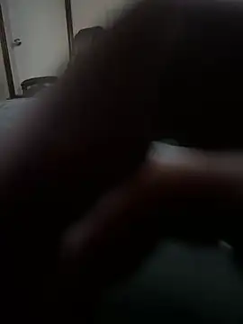 Snapshot of 1curvegod1 chatting on April 4, 2026, 7:15 am 1curvegod1 online show from April 4, 2026, 7:15 am