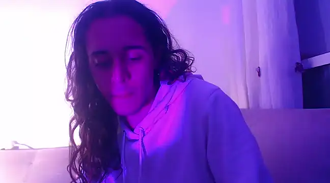 Snapshot of dussan chatting on March 4, 2025, 10:57 am dussan online show from March 4, 2025, 10:57 am