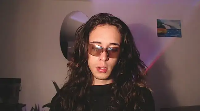 Snapshot of dussan chatting on February 9, 2025, 8:54 am dussan online show from February 9, 2025, 8:54 am