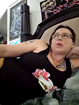 Snapshot of angelbaby1998 chatting on February 4, 2026, 8:04 pm angelbaby1998 online show from February 4, 2026, 8:04 pm