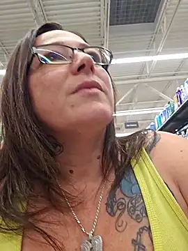 Snapshot of angelbaby1998 chatting on March 14, 2026, 2:50 am angelbaby1998 online show from March 14, 2026, 2:50 am