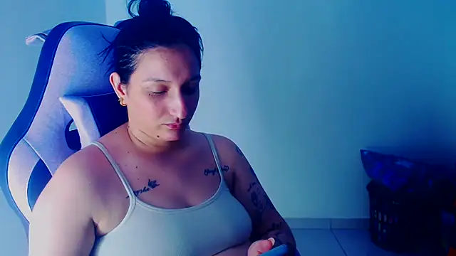 liz dirty online show from February 25, 2026, 10:53 pm