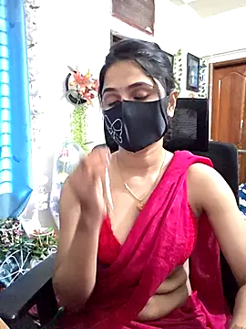 Snapshot of Suvosri chatting on September 25, 2025, 6:19 am Suvosri online show from September 25, 2025, 6:19 am