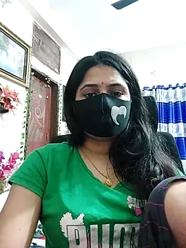 Snapshot of Suvosri chatting on March 7, 2025, 1:40 pm Suvosri online show from March 7, 2025, 1:40 pm