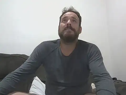 Didismiranda online show from May 19, 2026, 7:59 am