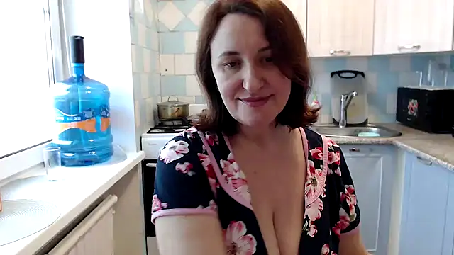 DonnaMagdalena online show from February 27, 2026, 12:05 pm