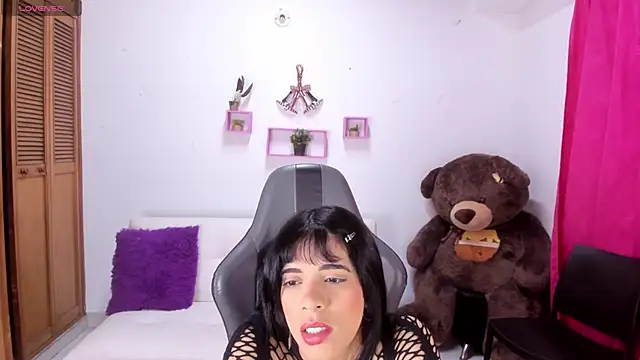 Snapshot of Kitty_19_ chatting on January 14, 2025, 3:36 pm Kitty 19 online show from January 14, 2025, 3:36 pm