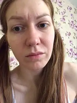  Sweet Love  online show from April 1, 2026, 11:00 am