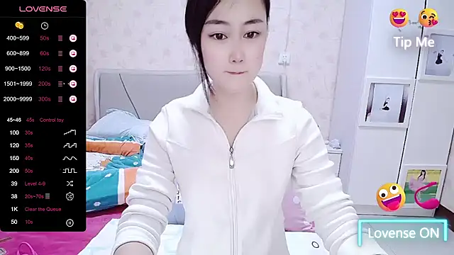 Snapshot of Elvira_baby chatting on March 10, 2025, 2:37 pm Elvira baby online show from March 10, 2025, 2:37 pm