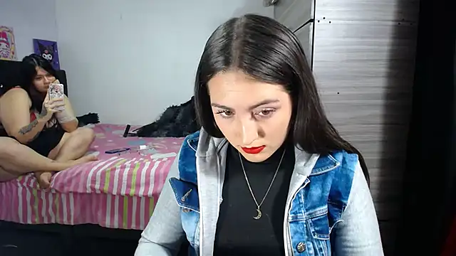 SharaPatinson online show from October 21, 2025, 9:03 pm