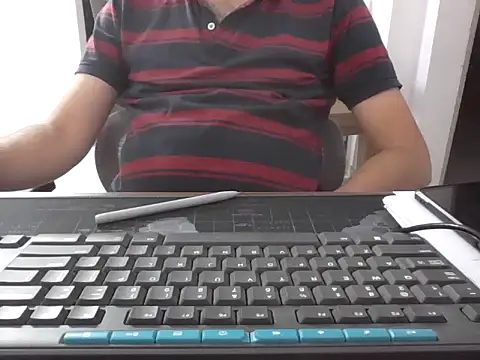 Snapshot of mrose8080 chatting on February 6, 2026, 6:48 pm mrose8080 online show from February 6, 2026, 6:48 pm