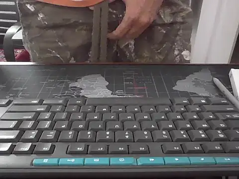 Snapshot of mrose8080 chatting on February 10, 2026, 6:29 pm mrose8080 online show from February 10, 2026, 6:29 pm