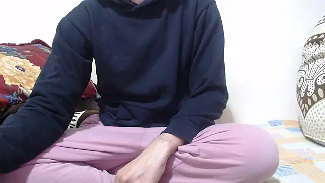 Alexdelarge323 online show from March 31, 2026, 11:56 am