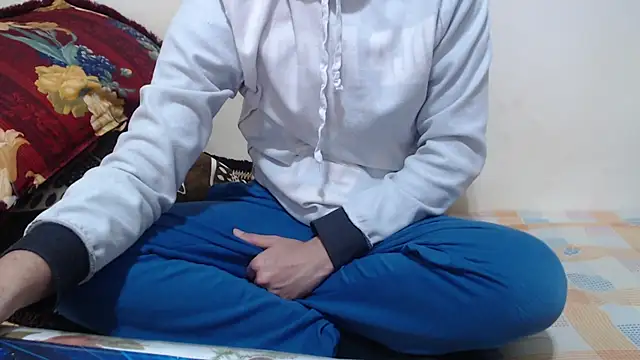 Alexdelarge323 online show from February 24, 2026, 1:23 pm